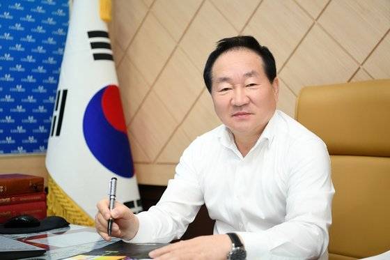 한왕기 전 평창군수. 중앙포토