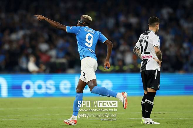 ▲ 빅터 오시멘이 인종차별 논란에도 골을 넣으며 활약했다.