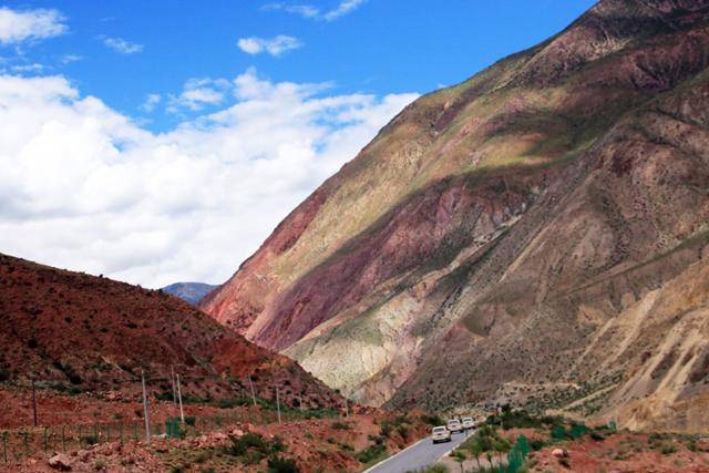와다촌에서 바쑤 가는 길. ⓒ최종명