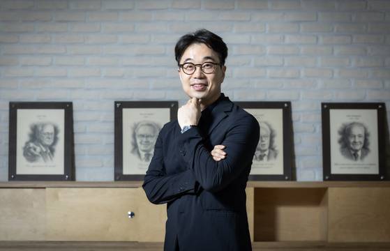 ‘한국의 버핏’으로 불리는 최준철 VIP자산운용 대표. 올해 공모펀드를 출시하며 악재 가득한 시장에서 가치주의 힘을 보여주고 있다. 박종근 기자