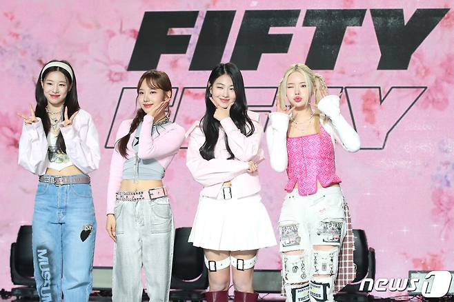 그룹 피프티 피프티(FIFYT FIFTY) 시오(왼쪽부터)와 새나 아란, 키나 2023.4.13/뉴스1 ⓒ News1 권현진 기자