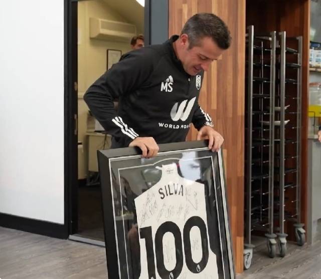 실바 감독/풀럼