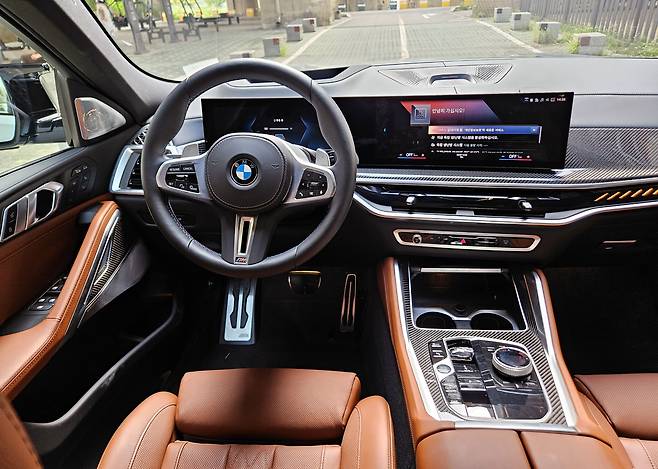 BMW X6 M60i. /고성민 기자