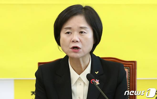 (서울=뉴스1) 임세영 기자 = 이정미 정의당 대표/뉴스1 Copyright (C) 뉴스1. All rights reserved. 무단 전재 및 재배포, AI학습 이용 금지.