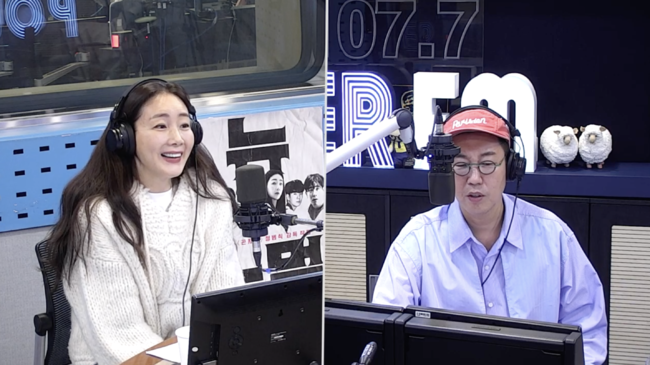Actor Choi Ji-woo revealed his love for iron wave M.Choi Ji-woo appeared as a guest on SBS PowerFM Kim Young-chuls PowerFM (hereinafter iron wave M) broadcast on the 7th.On this day, Choi Ji-woo asked Kim Young-chul, When is the last radio appearance? I can not remember when I think about it.Its been that long, he said. It seems that SBS has not come since the Stairway to Heaven. Its been a long time since I woke up early in the morning. I woke up at 4:30, he said. I came too early and stayed in the car for 10 minutes. Kim Young-chul laughed, Is not it earlier than me?In particular, Choi Ji-woo recalled listening to iron wave M, I had not heard of it recently, but I went to the hospital for a long time while I was baby The Speech, and it took me more than an hour.The time to go back and forth was the time when this iron wave M started.From that moment on, the time seemed like my time, so Ive been listening for over a year.  I was comforted, and Quiz also wanted to get coffee because Quiz was not driving. Meanwhile, Choi Ji-woo announced her marriage to a 9-year-old IT company representative in 2018, and in May 2020, she held her pretty daughter in her arms after two years of marriage.In particular, Choi Ji-woo wrote a letter to his fans at the time of his birth, and called himself the iPad cone of old age.He has an iPad at a late age and is nervous about Corona and plays The Speech, so I admire Korean mothers.I hope that the preliminary minds who give birth to The Speech will be able to see the iPad cone of  ⁇  old age and try harder.SBS PowerFM Kim Young-chuls PowerFM