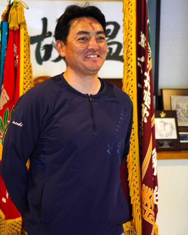 세계 야구계의 슈퍼스타인 오타니 쇼헤이의 스승 사사키 히로시 하나마키히가시고 야구부 감독. 이와테=유대근 기자