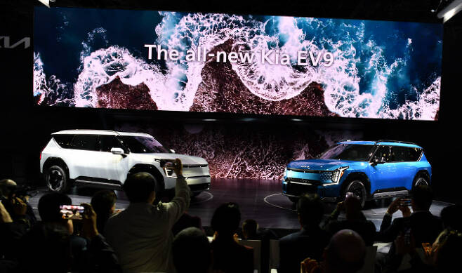 지난 4월 6일(현지시간) 미국 뉴욕 오토쇼에서 기아 EV9이 북미 최초로 공개됐다. (사진=기아)