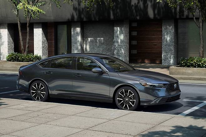 혼다 어코드 하이브리드. 혼다