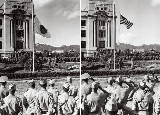 1945년 9월 조선총독부 청사 앞 광장에서 한국에 진주한 미군들이 일장기를 끌어내리고 미국의 성조기를 게양하고 있다. [미국 국립문서기록보관청]