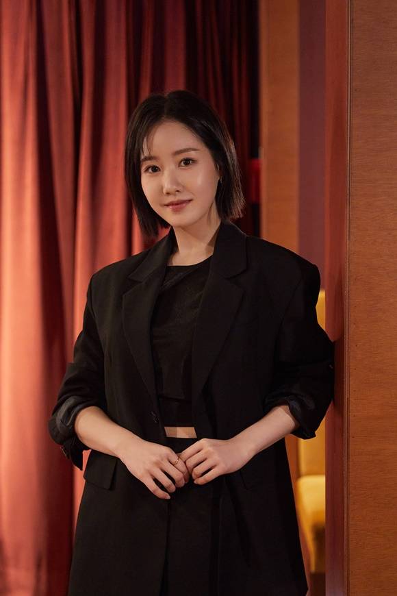 배우 진지희가 MBN 주말미니시리즈 '완벽한 결혼의 정석' 종영 인터뷰를 진행했다. 극 중 진지희는 한울금융그룹 회장의 손녀 한유라 역을 맡았다. /씨제스스튜디오