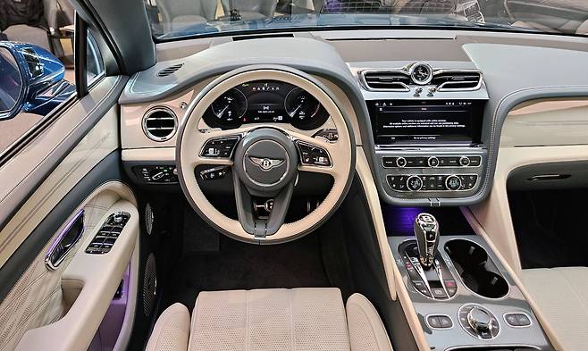 벤틀리 벤테이가 EWB. /고성민 기자