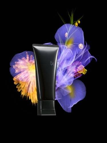 피부 당화를 방지하는 부스팅 클렌저, B.A 워시. 사진 폴라