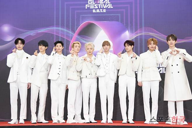 2023 뮤직뱅크 글로벌 페스티벌 레드카펫 행사에 참석한 싸이커스. ⓒ이혜영 기자 lhy@hankooki.com