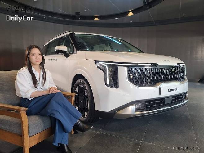 배진 기아 디자이너 (외장)