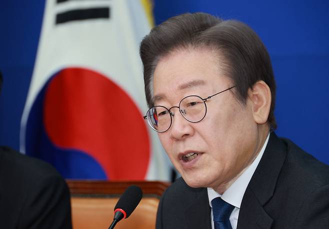더불어민주당 이재명 대표가 17일 오전 국회에서 열린 최고위원회의에서 발언하고 있다. ⓒ연합뉴스
