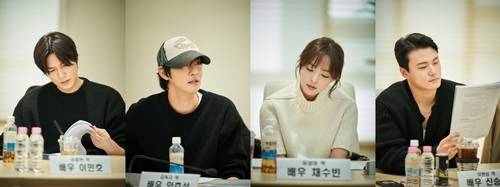 영화 ‘전지적 독자 시점’이 이민호, 안효섭, 채수빈, 신승호, 나나, 박호산, 최영준, 지수 등 캐스팅을 확정 짓고 지난 12월 크랭크인 했다. 사진 = 롯데엔터테인먼트