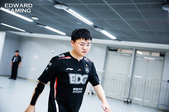 우지 젠쯔하오, 사진=에드워드 게이밍(EDG) 공식 웨이보