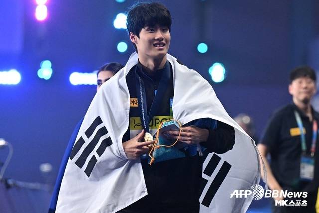 황선우가 세계선수권 자유형 200m에서 우승을 차지했다. 사진(도하 카타르)AFPBBNews=News1