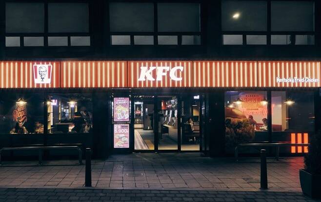 kfc 압구정로데오점.