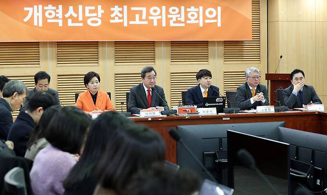 지난 14일 이준석 개혁신당 공동대표가 서울 여의도 국회에서 열린 제2차 최고위원회의에서 발언하고 있다. 뉴시스