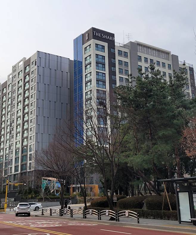 28일 서울 강남구 개포더샵트리에 모습. 개포우성9차를 리모델링해 2021년 12월 준공한 단지다. 사진=최용준 기자