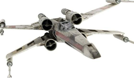 영화 스타워즈 X-윙 스타 파이터. 날개 모양이 PRO/SLX의 ‘3D 엑스윙(X-Wing)’과 비슷하다. 중앙포토