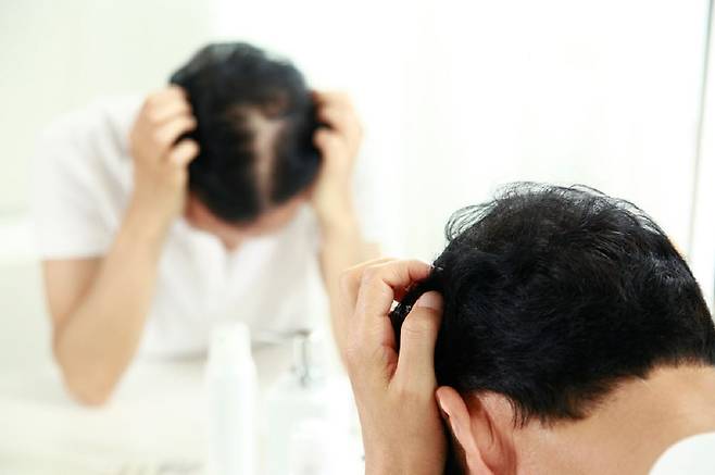 ‘야한 생각’과 사람의 머리카락 성장은 아무런 관계가 없다./사진=클립아트코리아