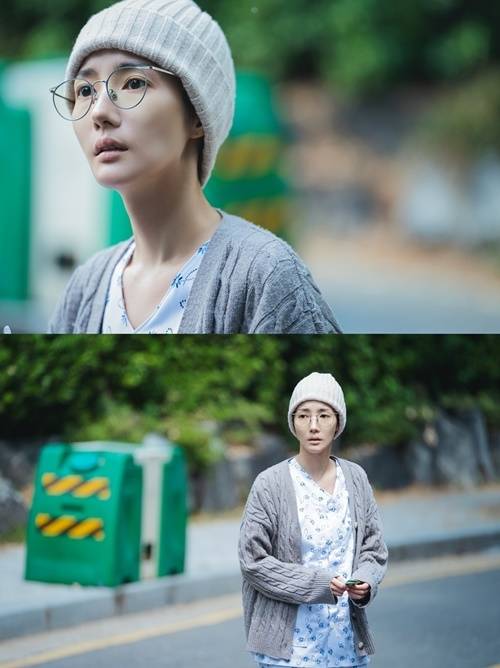 배우 박민영이 tvN ‘내 남편과 결혼해줘’ 1회차 강지원 역을 소화하기 위해 37kg까지 감량했다. 사진 = tvN