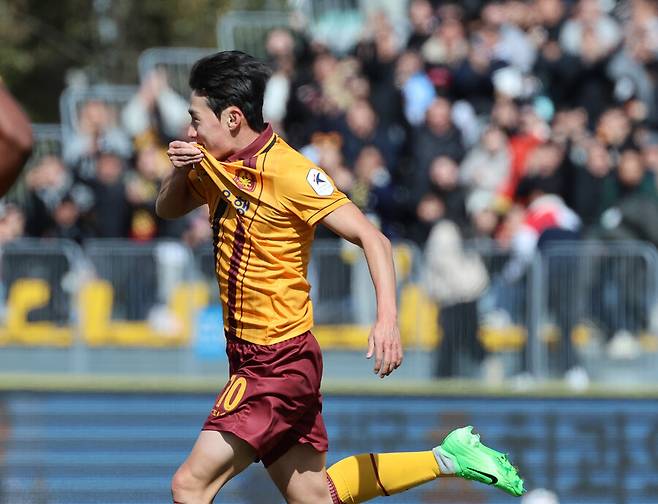 ▲ 광주FC 공격수 이희균이 FC서울에 골맛을 봤다. ⓒ연합뉴스