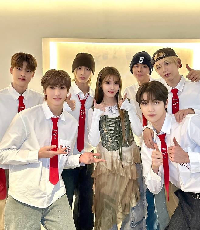 ▲ 아이유, 라이즈. 출처| 라이즈 SNS