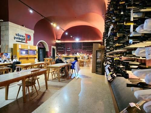 포르투갈와인협회 테이스팅룸.