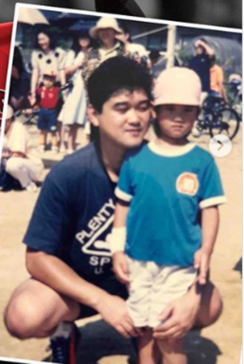 오타니 아버지 토오루(왼쪽) 씨와 어린 시절 오타니의 모습. /사진=LA 에인절스 공식 SNS