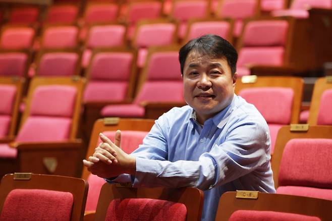 탭댄스 페스티벌 김길태 예술감독 (서울=연합뉴스) 강민지 기자 = '제6회 서울 탭댄스 페스티벌' 김길태 예술감독이 지난 22일 서울 마포구 마포아트센터에서 진행된 연합뉴스와 인터뷰에서 포즈를 취하고 있다. 2024.3.23
mjkang@yna.co.kr