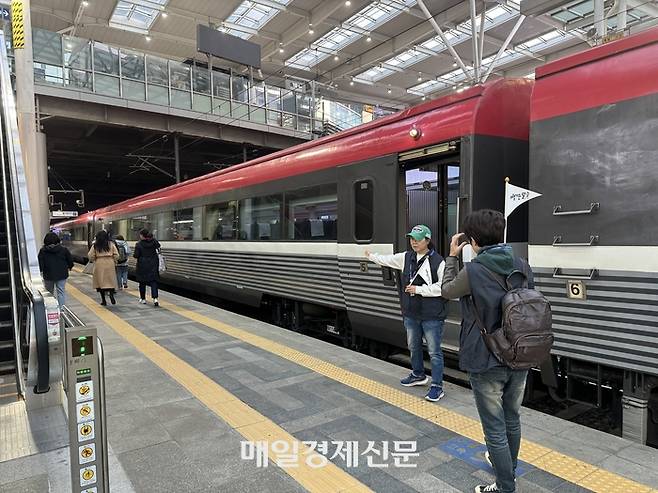 ‘3월엔 여기로’ 이벤트만을 위해 운행하는 특별 열차 / 사진=홍지연 여행+ 기자