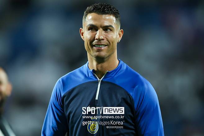 ▲ 크리스티아누 호날두는 3일(한국시간) 사우디아라비아 술탄 빈 압둘 아지즈 스타디움에서 열린 2023-24 사우디 프로리그 26라운드 아바와 원정 경기에 선발 출전해 해트트릭에 도움 한 개를 더해 8-0 대승에 앞장섰다.