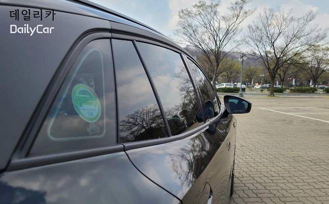 폭스바겐 전기 SUV ID.4 (윈도우 라인)