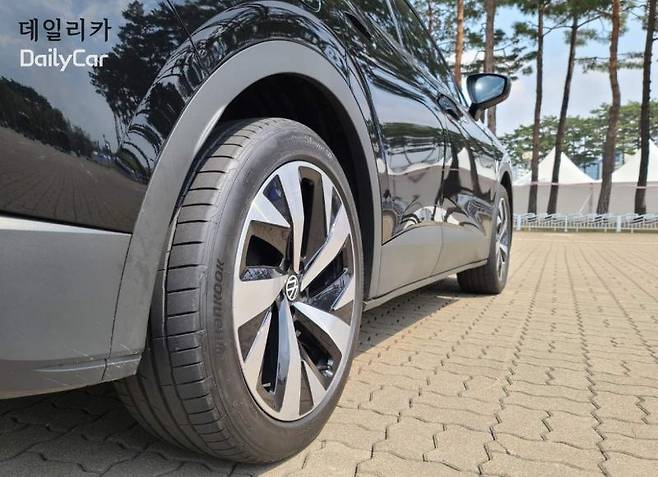 폭스바겐 전기 SUV ID.4 (전기차 전용 한국타이어)
