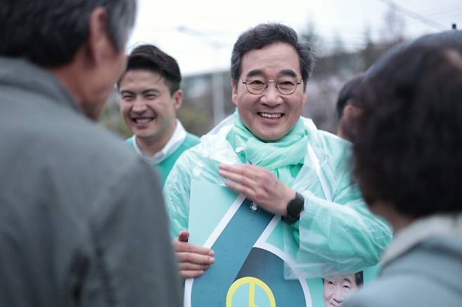 이낙연 새로운미래 광주 광산을 후보가 지난 4일 광주에서 선거 유세를 하고 있다. 새로운미래 제공