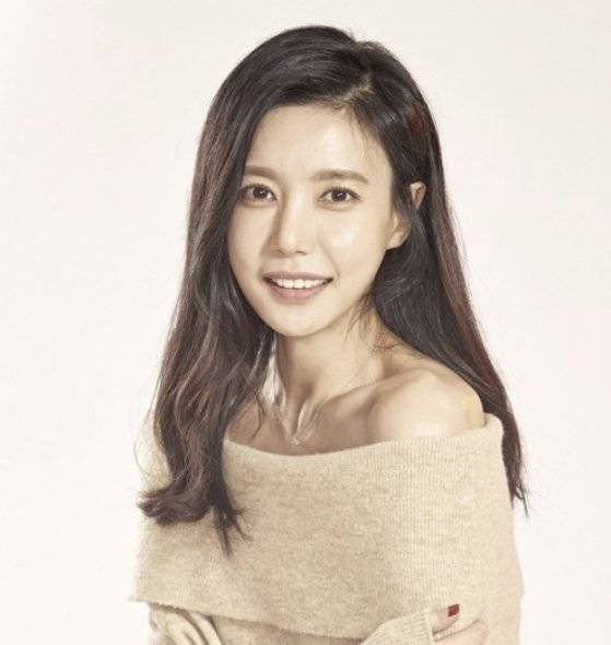 배우 오승현. 위룰이엔티