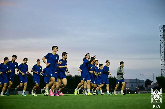 U-23 축구 남자 국가대표팀이 14일(현지시간) 카타르 도하 알레르살 훈련장에서 훈련을 하고 있다. 사진=대한축구협회