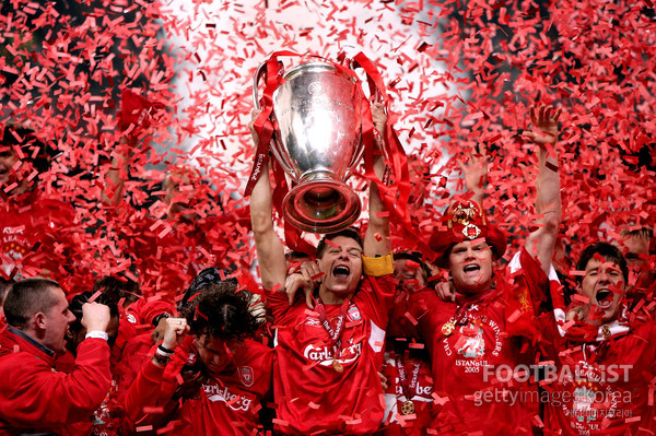 리버풀 2004-2005 유럽축구연맹(UEFA) 챔피언스리그 우승. 게티이미지코리아