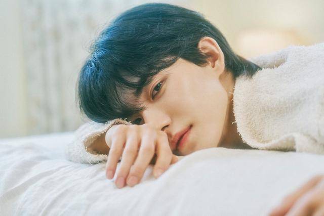 그룹 더보이즈 출신 배우 겸 가수 현준이 솔로 아티스트로 돌아온다. 블러썸엔터테인먼트 제공