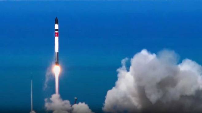 초소형 군집위성 1호기 탑재 우주발사체 '일렉트론' 발사 [로켓랩 유튜브 캡처]
