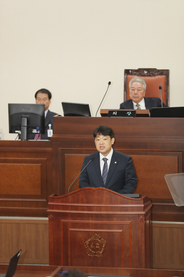 김석규 양산시의원이 5분 자유발언을 하고있다. 양산시의회 제공