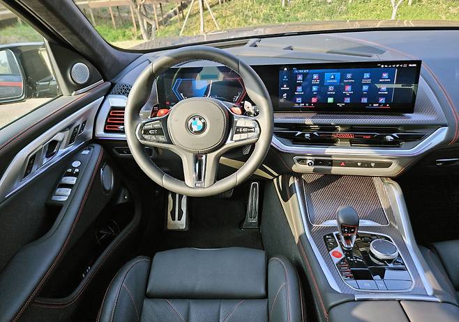 BMW XM 레이블 레드. /고성민 기자