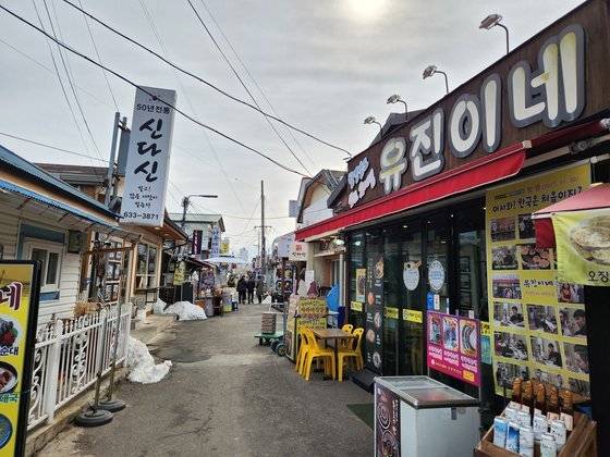 함경도가 고향인 실향민이 모여 사는 강원 속초 아바이마을 모습. 박진호 기자