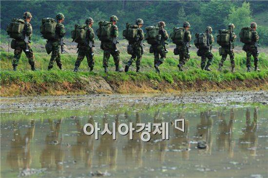 부사관학교 후보생들의 모습. 사진은 기사 중 특정 표현과 관련 없음.
