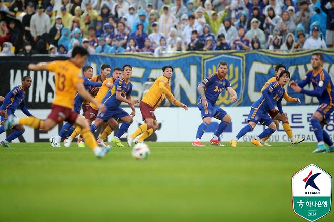 광주와 울산의 K리그1 8라운드 순연 경기. 광주의 세트피스 장면. 사진=프로축구연맹