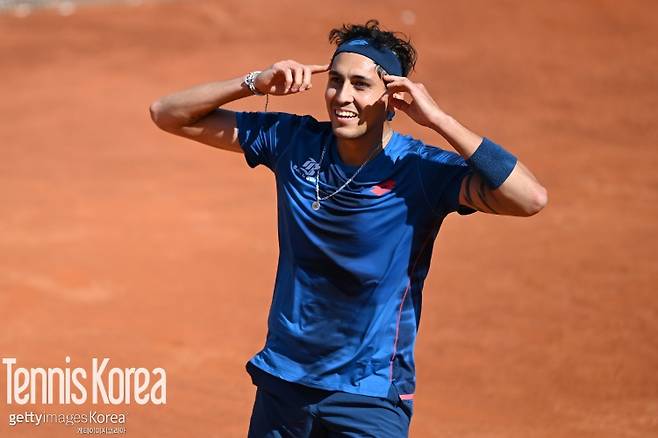 로마오픈 준결승 진출을 확정 짓고 세리머니를 하는 타빌로