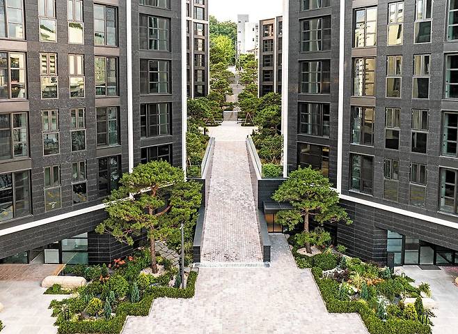 서울 강남구 논현동의 브라이튼N40 단지. /조선DB